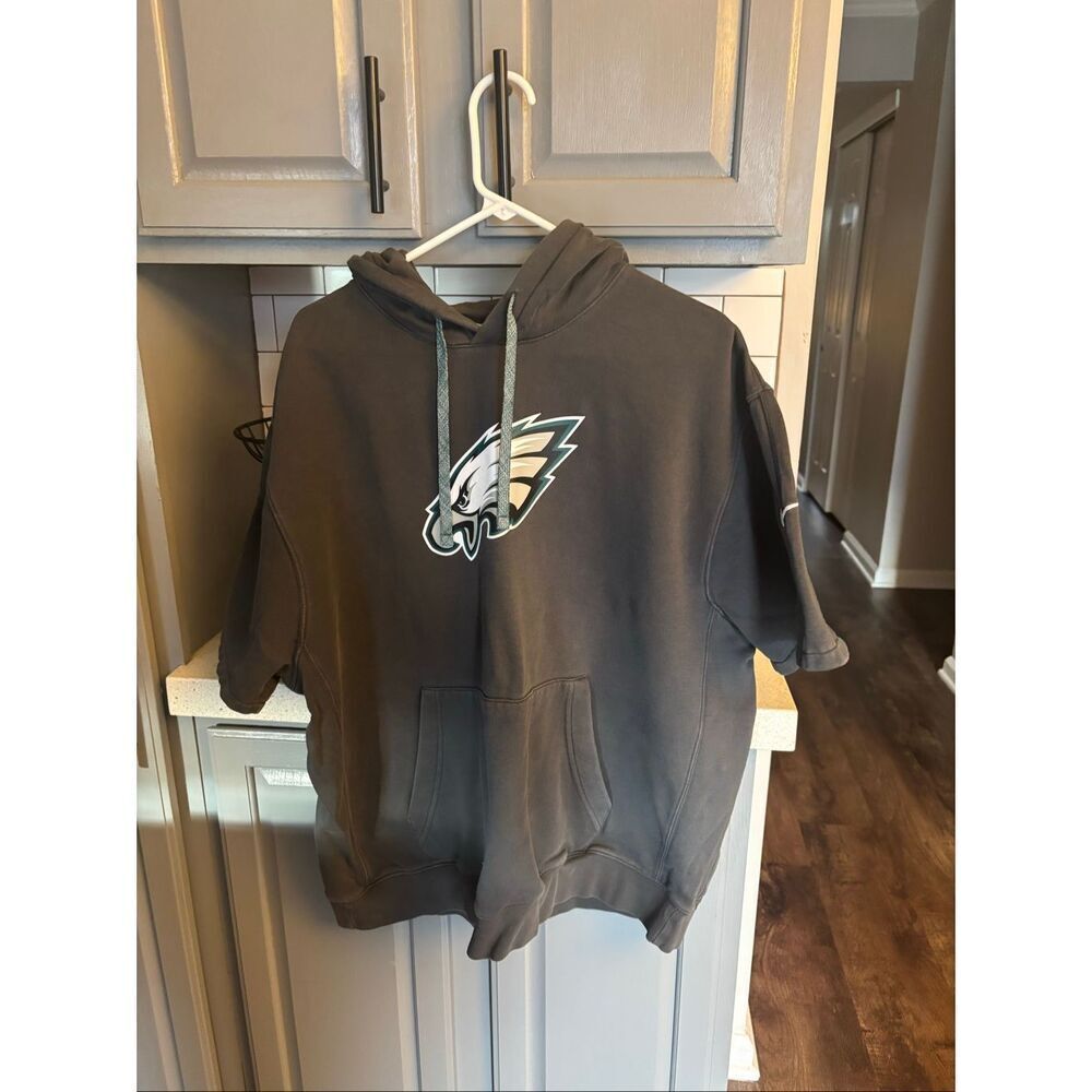 Eagle short sleeve hoodie